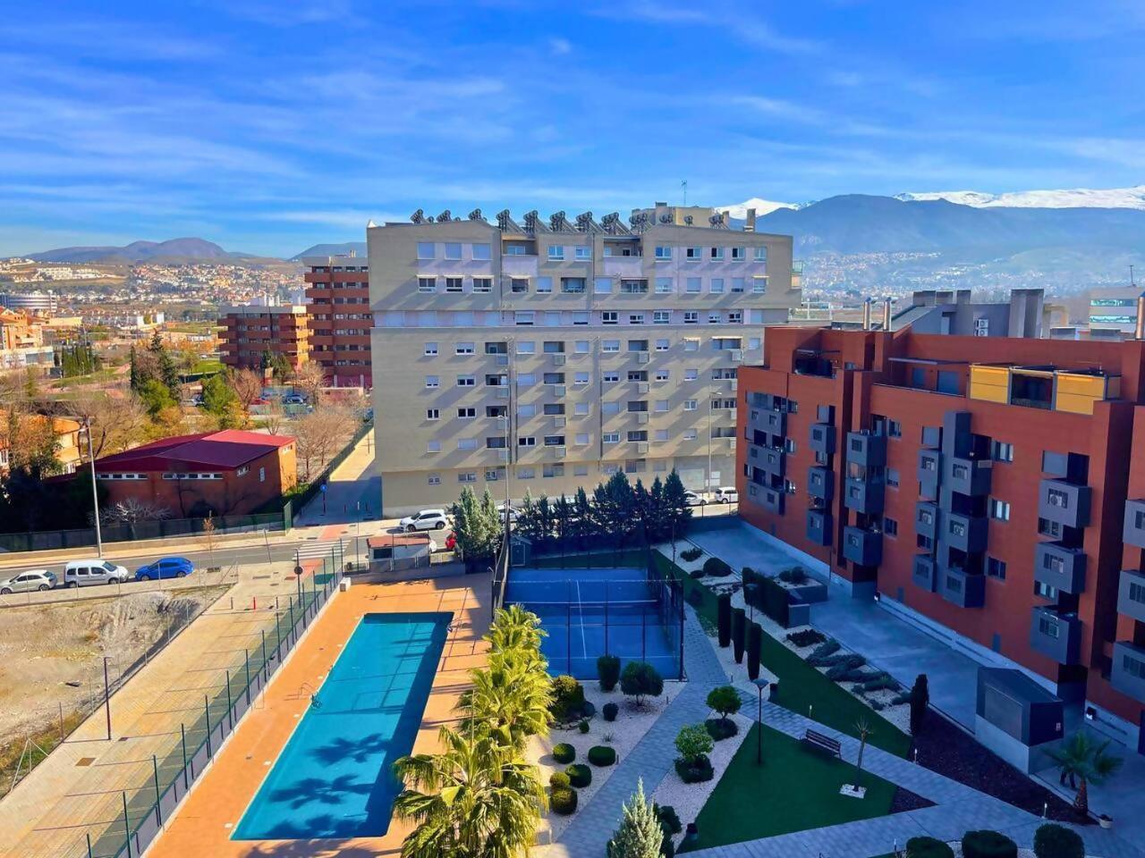 Home4U Apartamento Con Cochera Granada Eksteriør billede