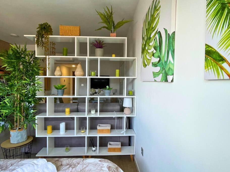 Home4U Apartamento Con Cochera Granada Eksteriør billede