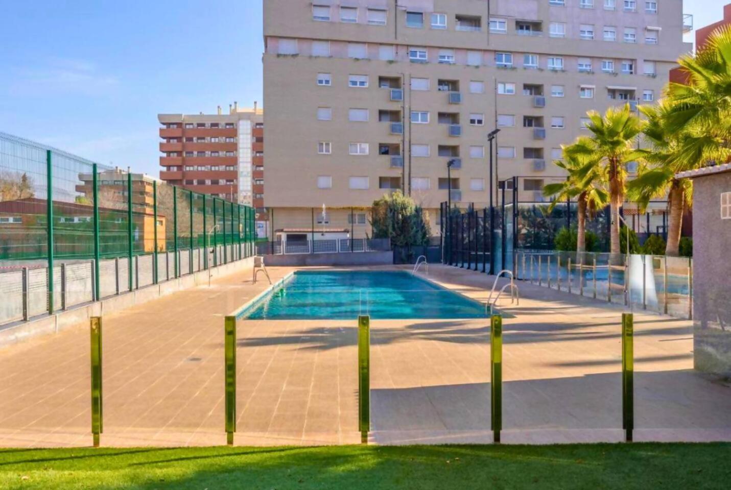 Home4U Apartamento Con Cochera Granada Eksteriør billede