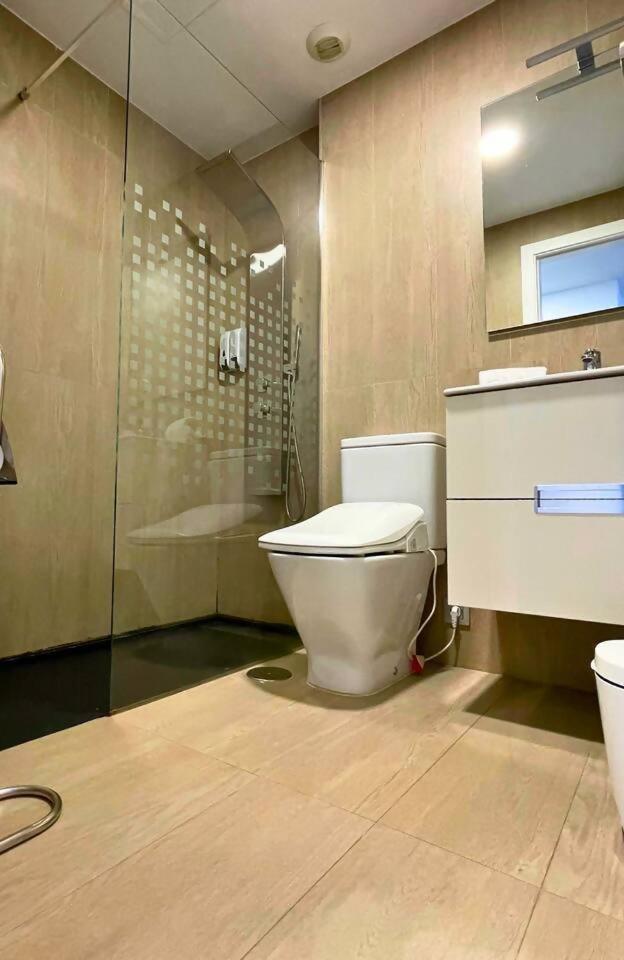 Home4U Apartamento Con Cochera Granada Eksteriør billede